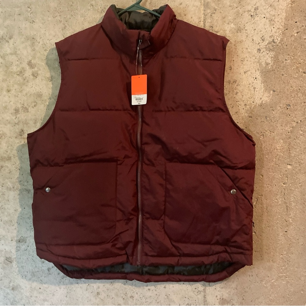 St. John's Bay Men's Dark Red Puffer Vest